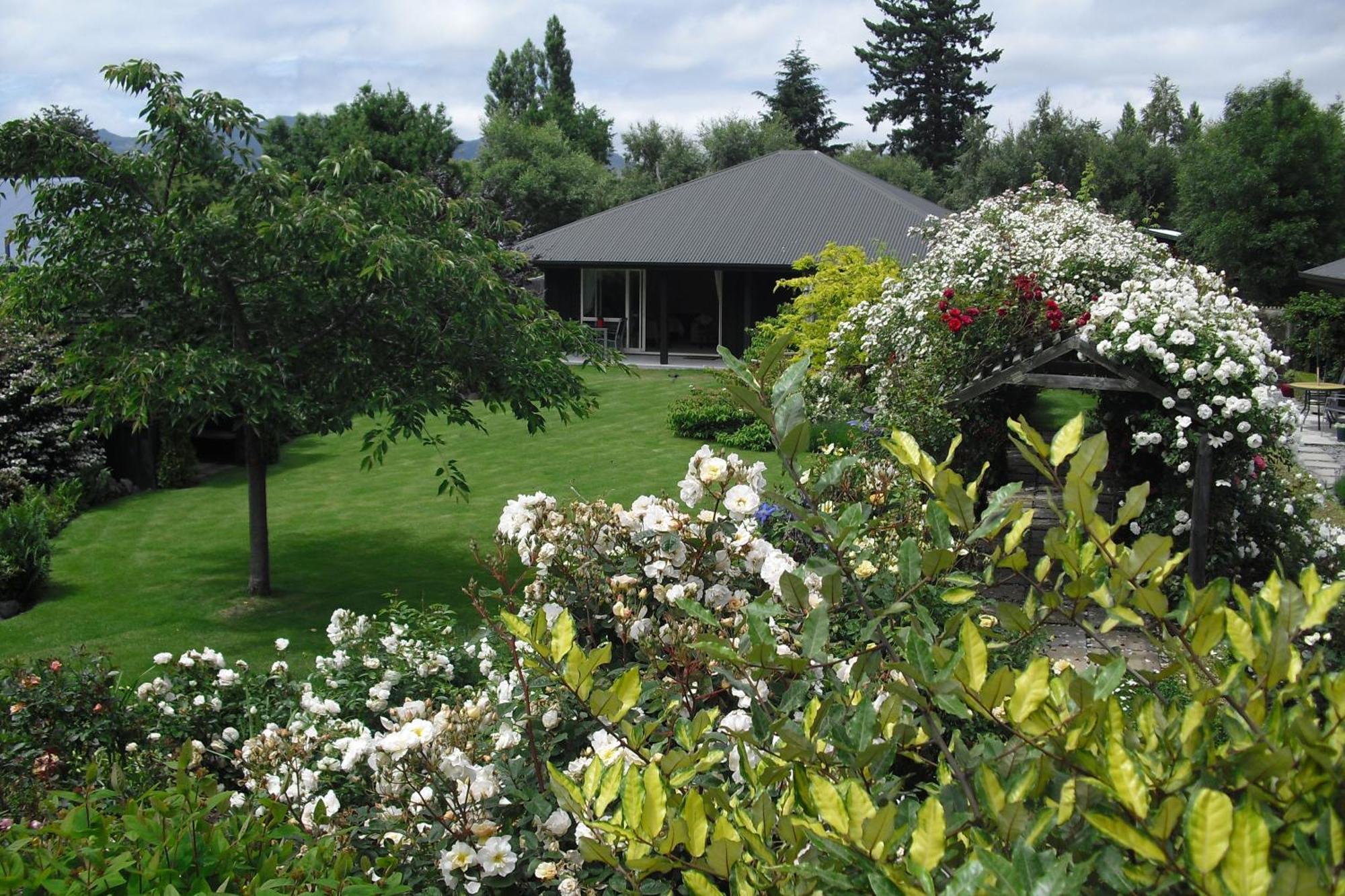 Marchmont Gardens Bed & Breakfast Hanmer Springs Exterior foto